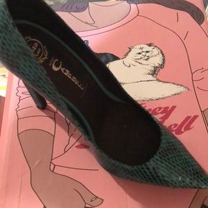 Fuego Green Snakeskin Jeffrey Campbell